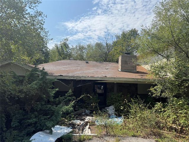 9301 S Anderson Road, Oklahoma City, OK 73165