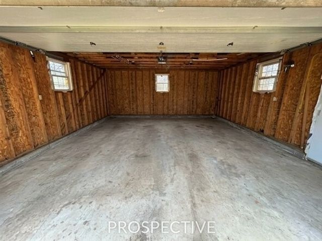 622 Ross Dr, Upper Burrell, PA 15613