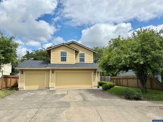 1087 S 10th St, Lebanon, OR 97355