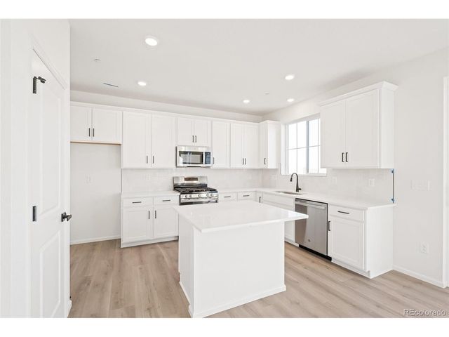 165 Rock Wren Way, Erie, CO 80516