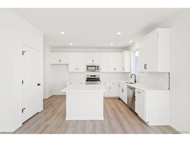 165 Rock Wren Way, Erie, CO 80516