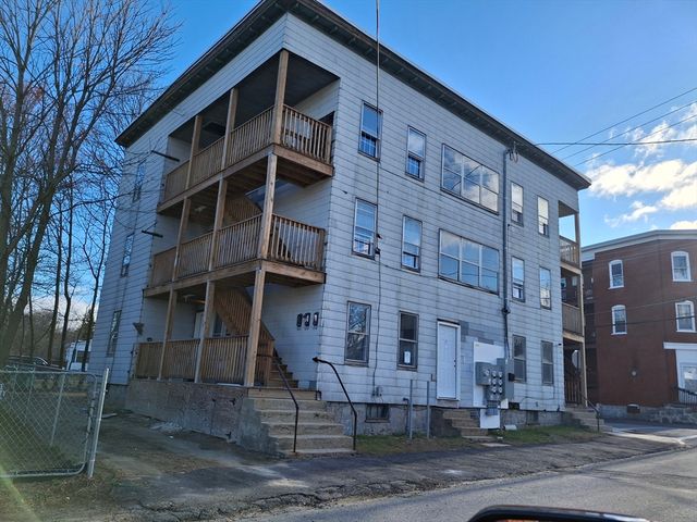 44 Pratt St. 3L, Fitchburg, MA 01420