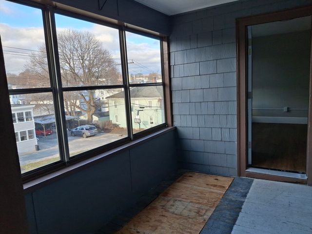 44 Pratt St. 3L, Fitchburg, MA 01420