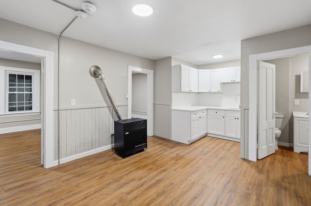 44 Pratt St. 3L, Fitchburg, MA 01420
