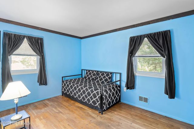 14 Elm Street, Jackson, NJ 08527