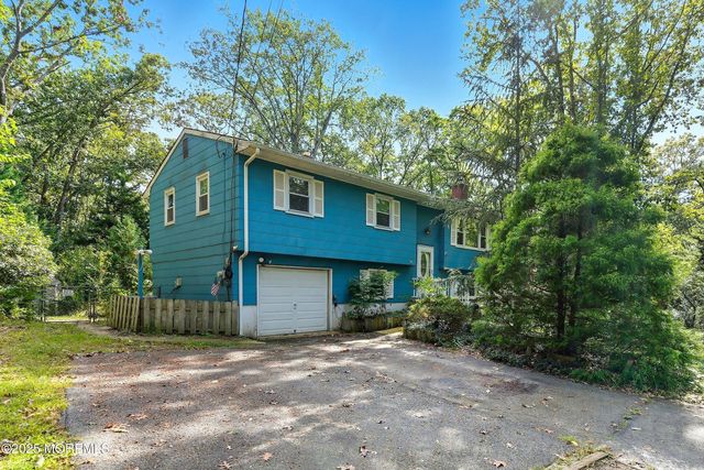 14 Elm Street, Jackson, NJ 08527