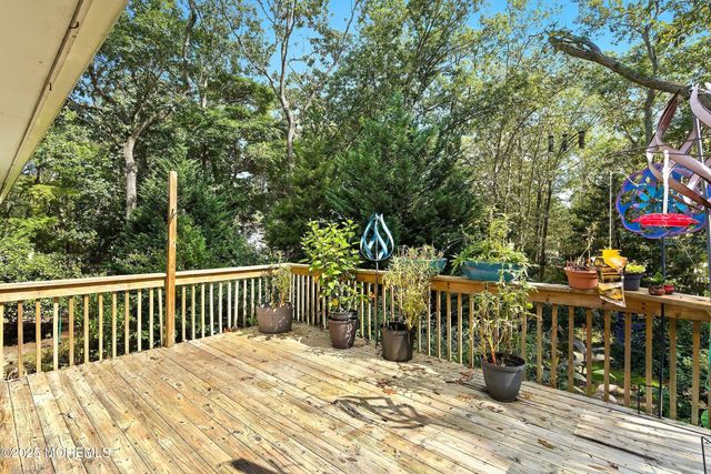 14 Elm Street, Jackson, NJ 08527