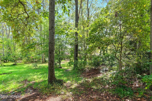 14 Elm Street, Jackson, NJ 08527