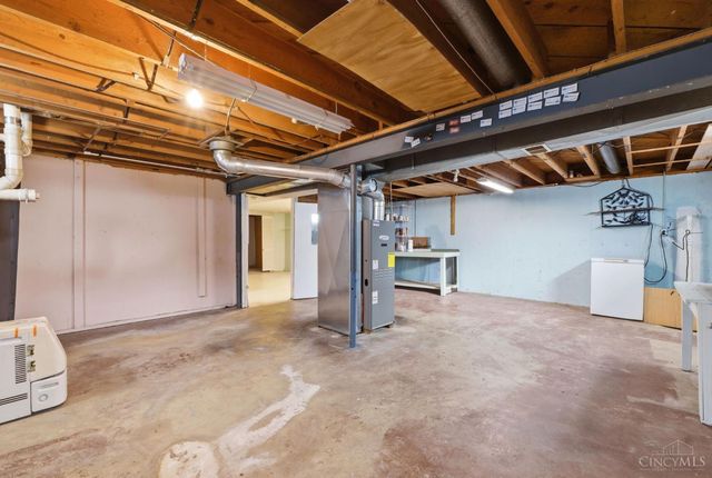 8399 Myers Road, Middletown, OH 45042