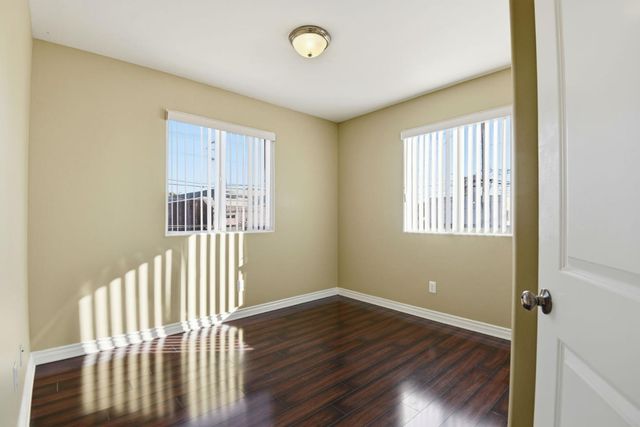 1614 W 39th Place, Los Angeles, CA 90062