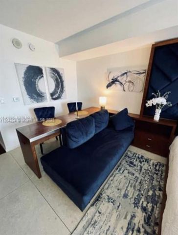 50 Biscayne Boulevard 607, Miami, FL 33132