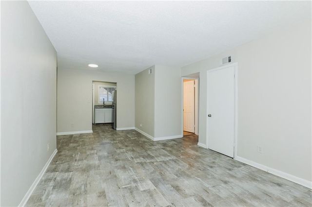 2055 Alison Court Unit 6, Atlanta, GA 30311