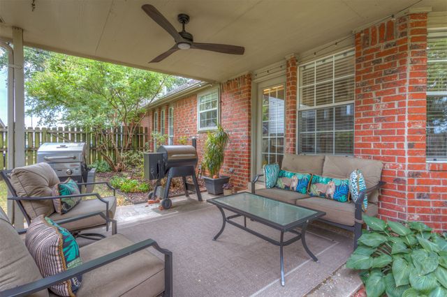 9321 E 95th Place S, Tulsa, OK 74133