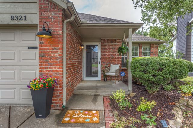 9321 E 95th Place S, Tulsa, OK 74133