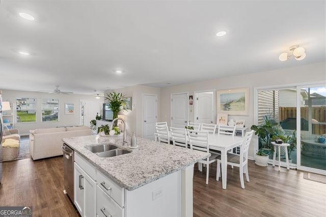 5 Newberry Drive, Savannah, GA 31419