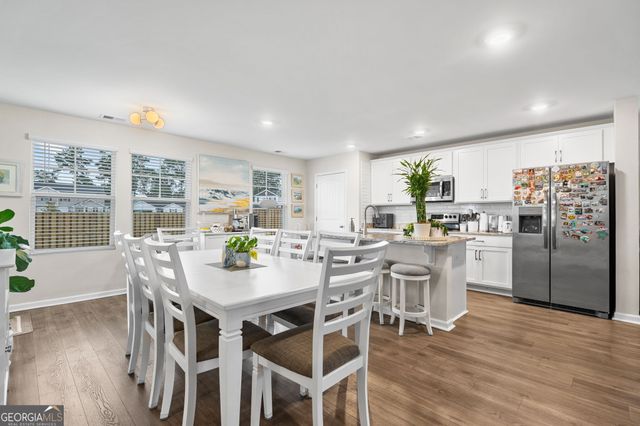 5 Newberry Drive, Savannah, GA 31419