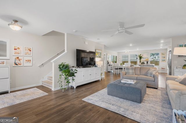 5 Newberry Drive, Savannah, GA 31419