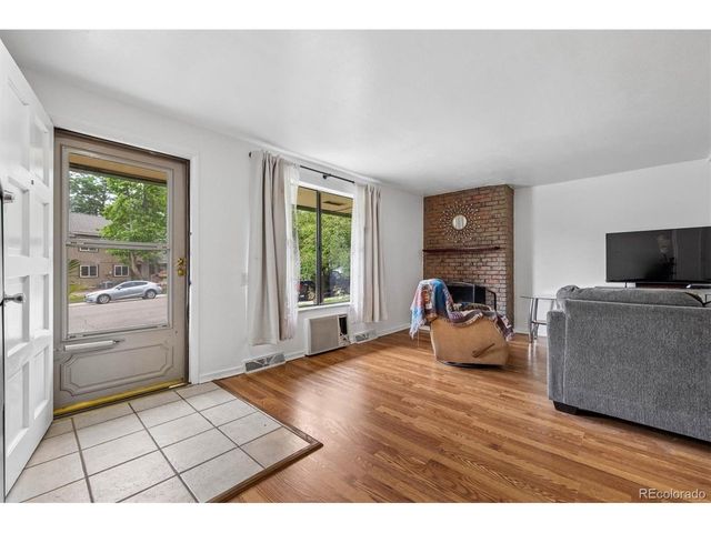 7711 W GLASGOW Pl, Littleton, CO 80128