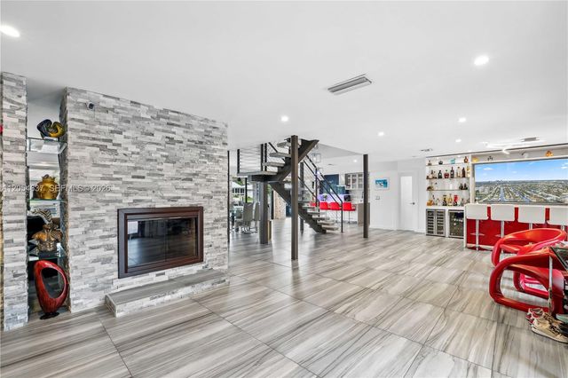 2886 NE 25th Street, Fort Lauderdale, FL 33305
