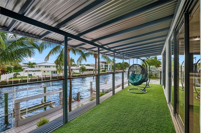 2886 NE 25th Street, Fort Lauderdale, FL 33305