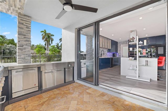 2886 NE 25th Street, Fort Lauderdale, FL 33305