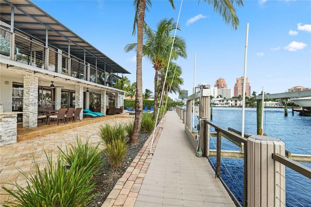 2886 NE 25th Street, Fort Lauderdale, FL 33305