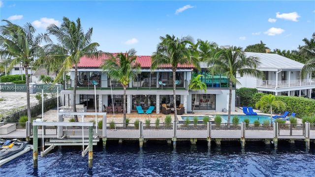 2886 NE 25th Street, Fort Lauderdale, FL 33305