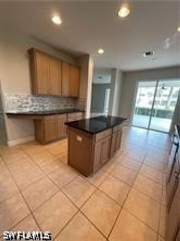 12823 Carrington CIR 4, Naples, FL 34105