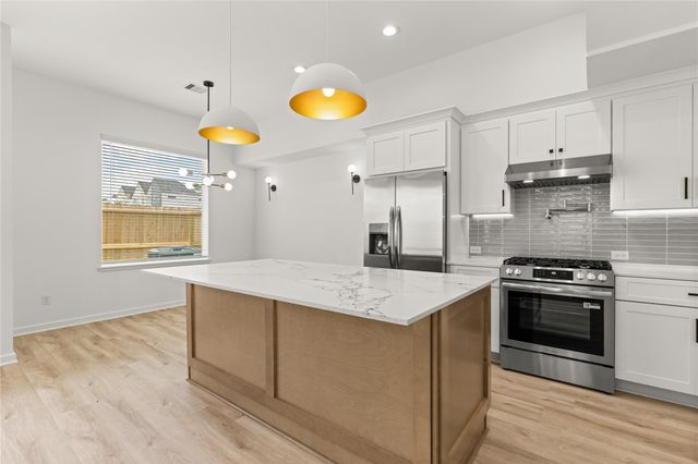 4746 Martin Hill Street, Houston, TX 77018