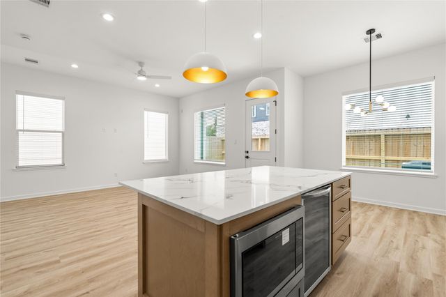 4746 Martin Hill Street, Houston, TX 77018