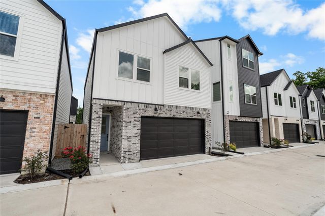 4746 Martin Hill Street, Houston, TX 77018