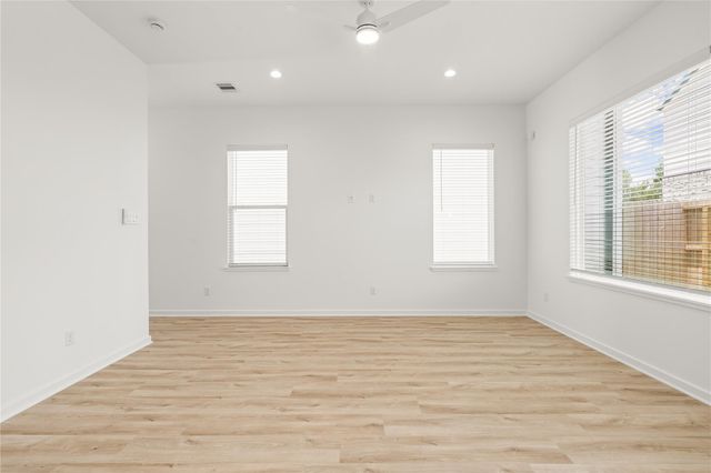 4746 Martin Hill Street, Houston, TX 77018