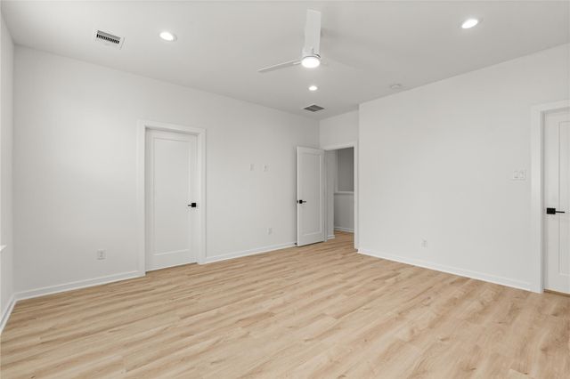 4746 Martin Hill Street, Houston, TX 77018