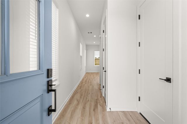 4746 Martin Hill Street, Houston, TX 77018