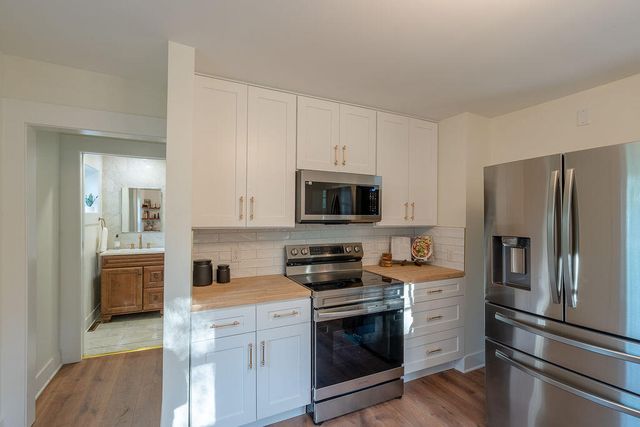 3527 Carlton Avenue Ne, Grand Rapids Twp, MI 49525