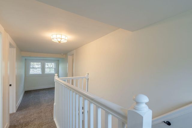 3527 Carlton Avenue Ne, Grand Rapids Twp, MI 49525