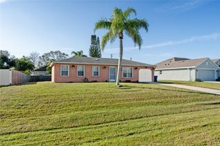 955 Dolphin Avenue, Sebastian, FL 32958