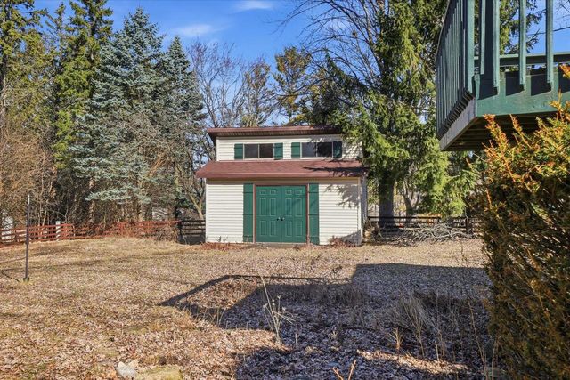 255 Hilldale DRIVE, Hartford, WI 53027