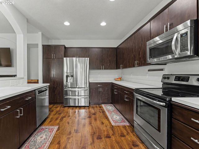 13191 WICKIUP Dr, Oregon City, OR 97045