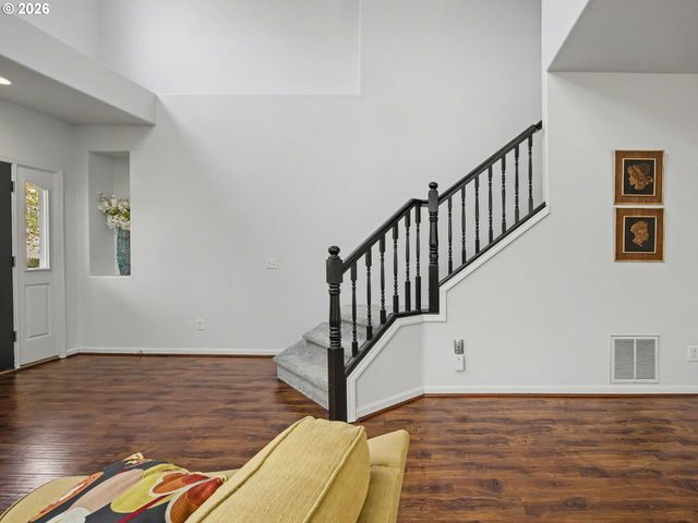 13191 WICKIUP Dr, Oregon City, OR 97045