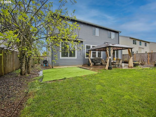 13191 WICKIUP Dr, Oregon City, OR 97045