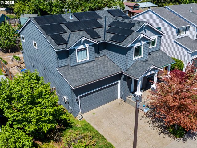 13191 WICKIUP Dr, Oregon City, OR 97045
