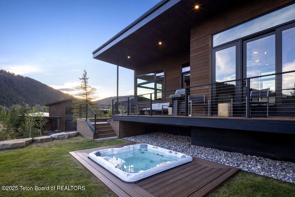 14150 DRAKE DRIVE, Jackson, WY 83001 photo 3