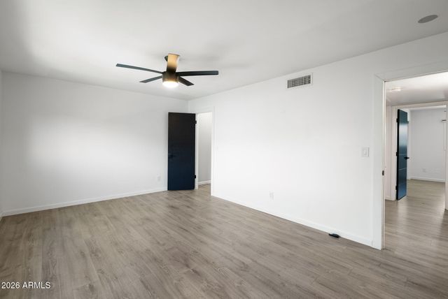 4208 N PARKWAY Avenue, Scottsdale, AZ 85251