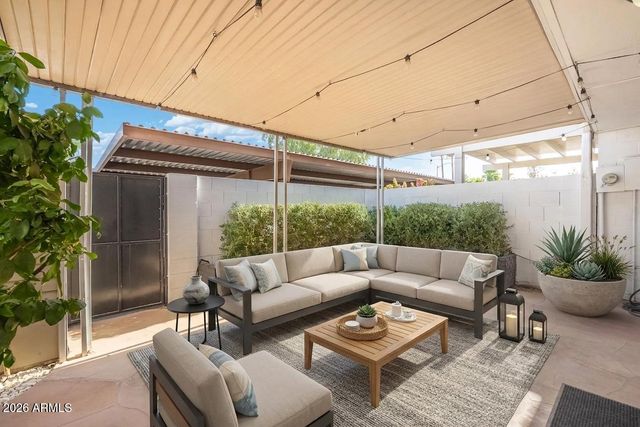 4208 N PARKWAY Avenue, Scottsdale, AZ 85251