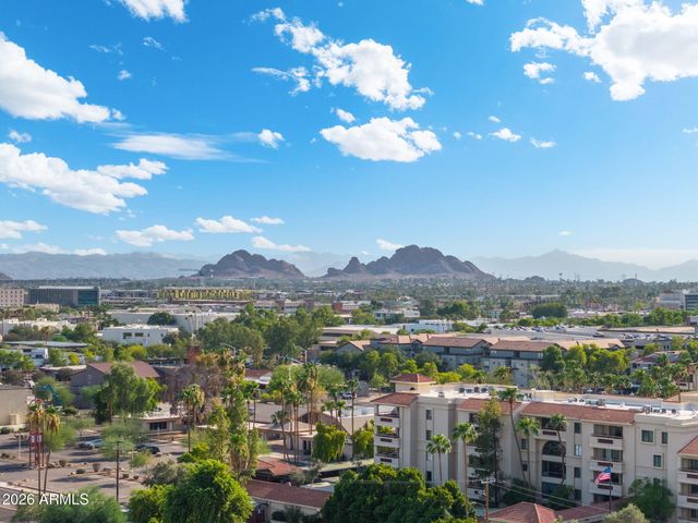 4208 N PARKWAY Avenue, Scottsdale, AZ 85251