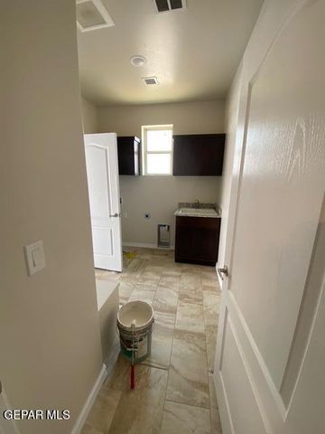 7434 SIDEWINDER BEND Drive, El Paso, TX 79911