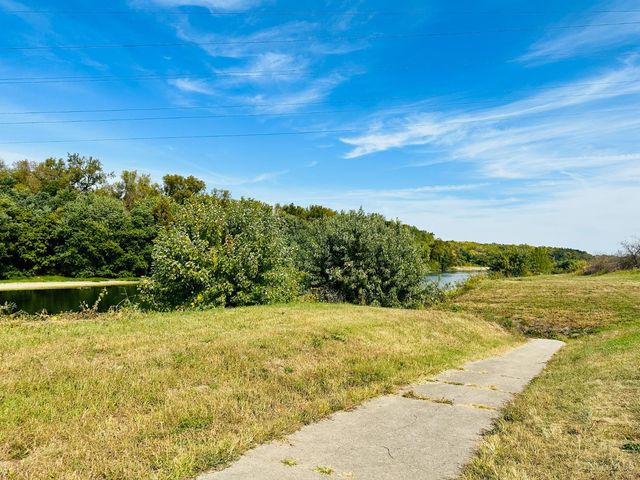 732 W Arlington Drive, Trenton, OH 45067