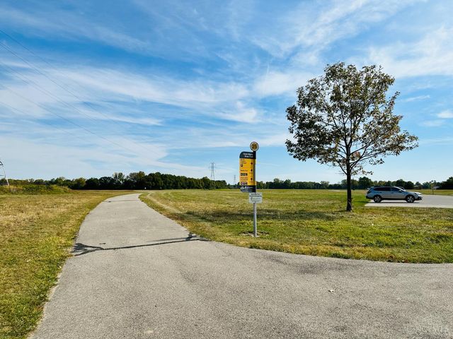 732 W Arlington Drive, Trenton, OH 45067