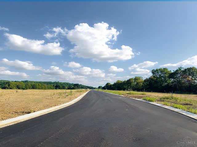 732 W Arlington Drive, Trenton, OH 45067